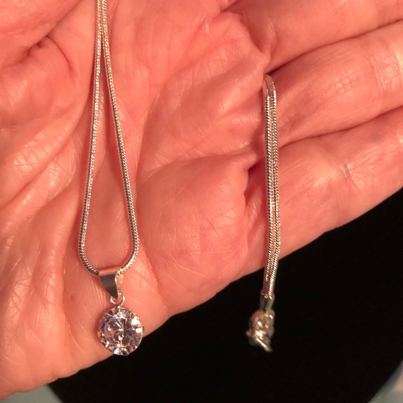 NWT Beautifully crafted Round Diamond simulant - Picture 4 of 12